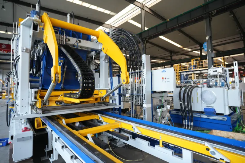 Dây chuyền sản xuất gạch Zenith ZN1200-2: Thông minh và hiệu quả, hỗ trợ nâng cấp doanh nghiệp