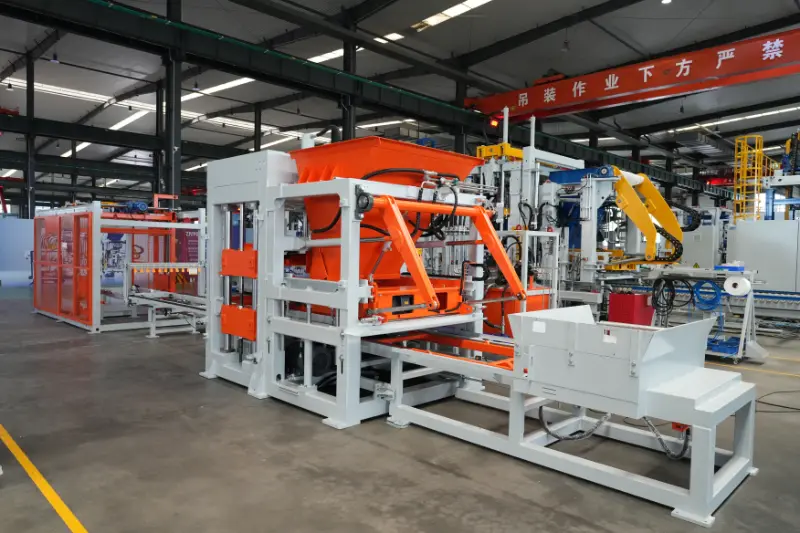 QT10 block molding machine